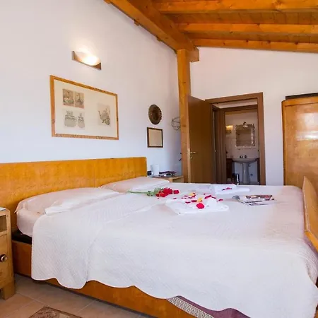 بيت للعطل Casa Delle Mele ميزّيجرا